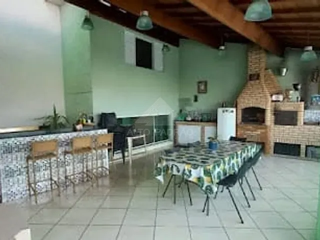 Sobrado com 142m² 2 quartos e 2 banheiros, à venda, no bairro Parque Boa Esperança em Mauá