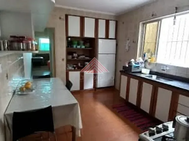 Sobrado com 142m² 2 quartos e 2 banheiros, à venda, no bairro Parque Boa Esperança em Mauá