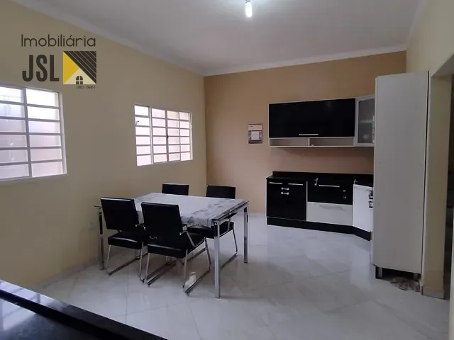 Sobrado com 200m² 3 quartos e 2 banheiros, à venda, no bairro Parque Residencial Santo André em Caçapava