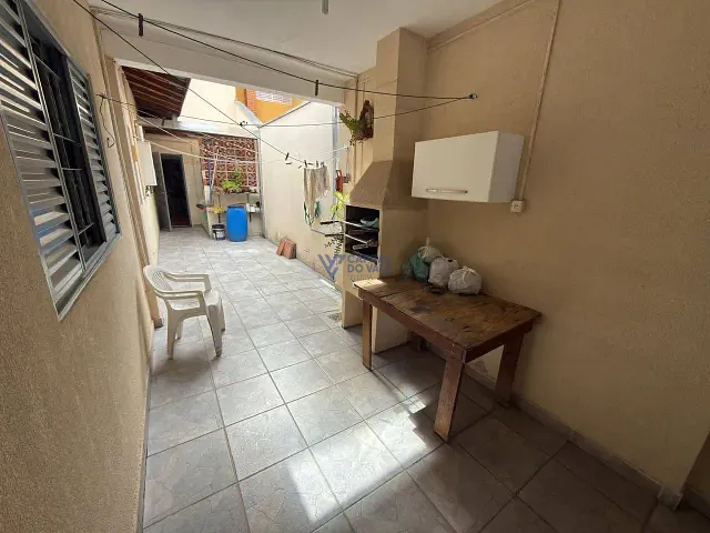 Sobrado com 159m² 4 quartos e 2 banheiros, à venda, no bairro Conjunto Trinta e Um de Março em São José dos Campos
