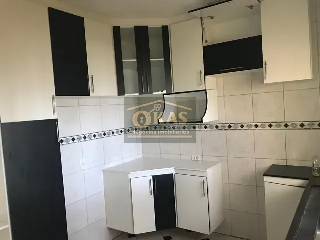 Sobrado com 90m² 2 quartos e 2 banheiros, à venda, no bairro Vila Perracini em Poá