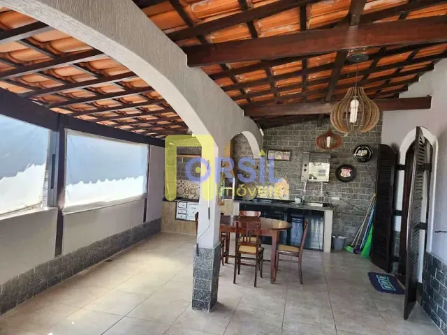 Sobrado com 230m² 3 quartos e 3 banheiros, à venda, no bairro Vila Suissa em Mogi das Cruzes