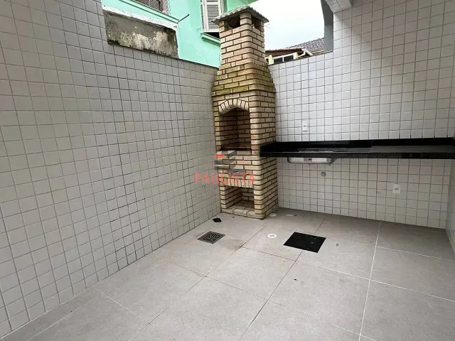 Sobrado com 180m² 3 quartos e 4 banheiros, à venda, no bairro Vila Belmiro em Santos