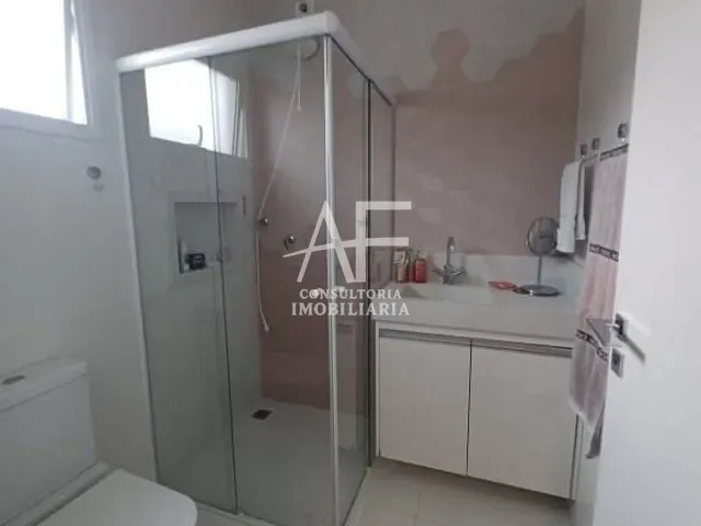 Sobrado com 251m² 3 quartos e 4 banheiros, à venda, no bairro Bairro dos Guedes em Tremembé