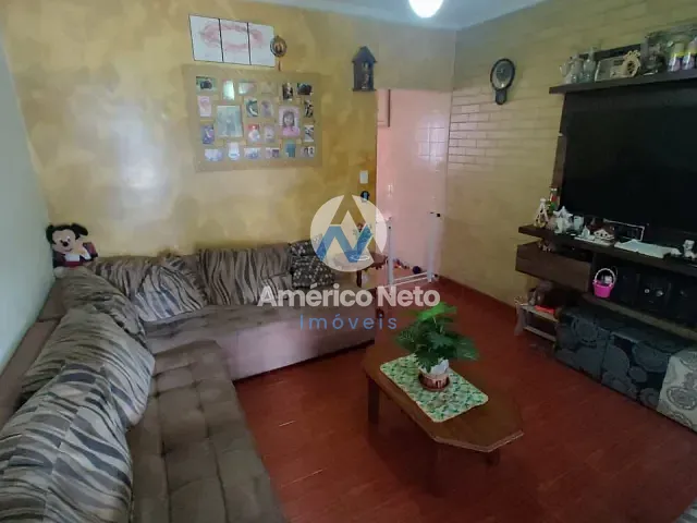 Sobrado 3 quartos e 2 banheiros, à venda, no bairro Vila Pires em Santo André