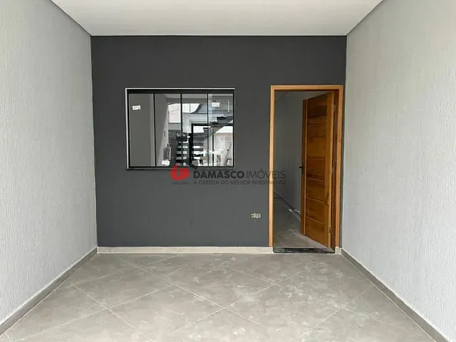 Sobrado com 126m² 3 quartos e 2 banheiros, à venda, no bairro Vila Metalúrgica em Santo André