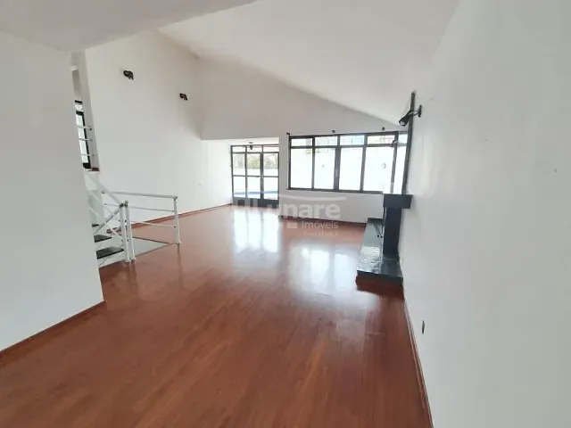 Sobrado com 530m² 3 quartos e 4 banheiros, à venda ou para alugar, no bairro Vila Oliveira em Mogi das Cruzes