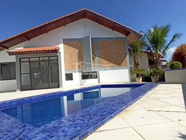 Sobrado com 530m² 3 quartos e 4 banheiros, à venda ou para alugar, no bairro Vila Oliveira em Mogi das Cruzes