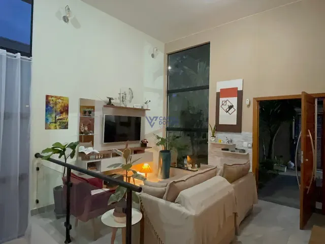 Sobrado com 264m² 2 quartos e 3 banheiros, à venda, no bairro Jardim das Indústrias em São José dos Campos