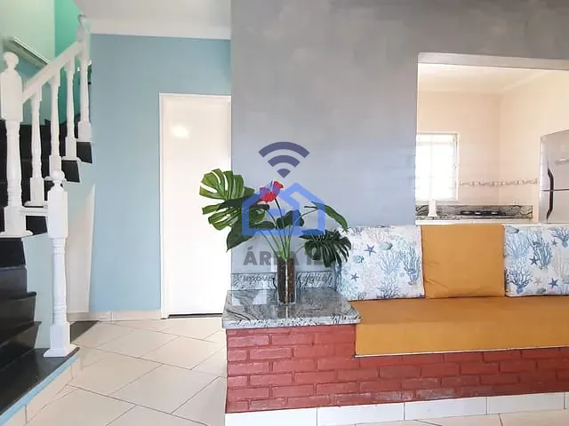 Sobrado com 300m² 2 quartos e 2 banheiros, à venda, no bairro Indaiá em Caraguatatuba