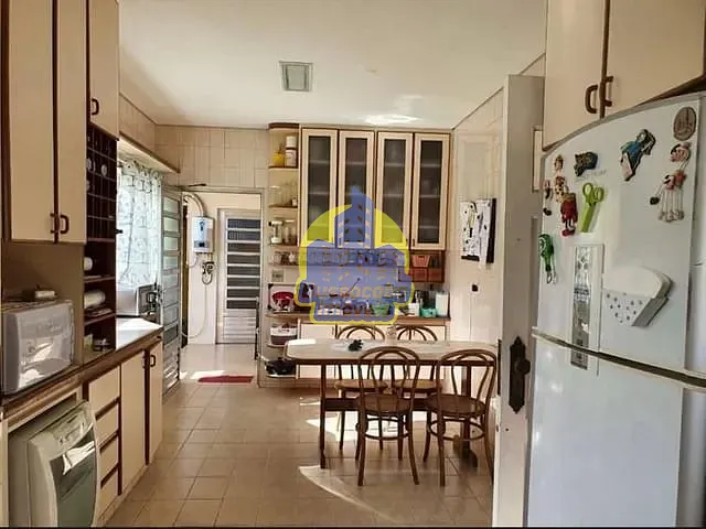 Sobrado com 360m² 3 quartos e 4 banheiros, à venda, no bairro Horizontal Park em Cotia