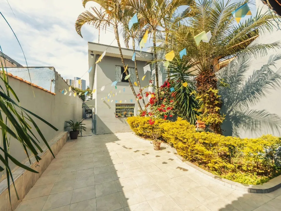Sobrado para venda em Sítio da Figueira com 3 quartos, 176m²
