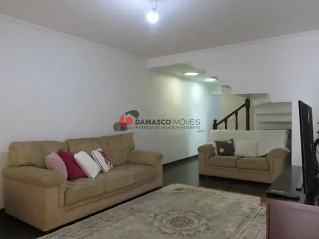Sobrado com 150m² 3 quartos e 4 banheiros, à venda, no bairro Vila Alto de Santo André em Santo André