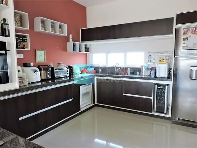 Sobrado com 570m² 4 quartos e 7 banheiros, à venda, no bairro Condomínio Residencial Mirante do Vale em Jacareí