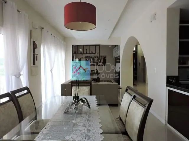 Sobrado com 570m² 4 quartos e 7 banheiros, à venda, no bairro Condomínio Residencial Mirante do Vale em Jacareí