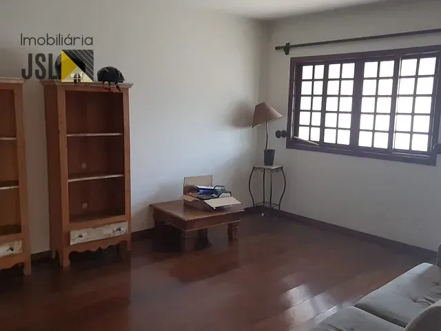 Sobrado com 260m² 3 quartos e 2 banheiros, à venda, no bairro Vila Antônio Augusto Luiz em Caçapava