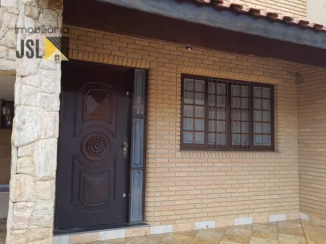 Sobrado com 260m² 3 quartos e 2 banheiros, à venda, no bairro Vila Antônio Augusto Luiz em Caçapava