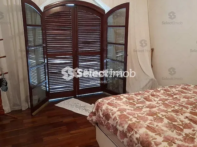 Sobrado com 180m² 4 quartos e 2 banheiros, à venda, no bairro Cidade São Jorge em Santo André