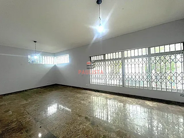 Sobrado com 450m² 3 quartos e 5 banheiros, à venda, no bairro Bosque da Saúde em São Paulo