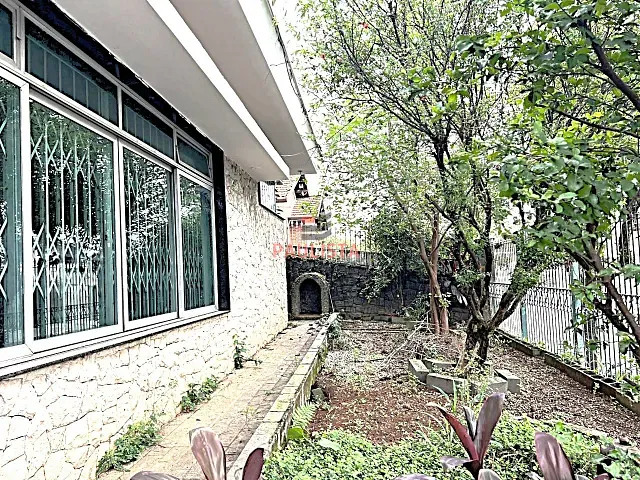 Sobrado com 450m² 3 quartos e 5 banheiros, à venda, no bairro Bosque da Saúde em São Paulo