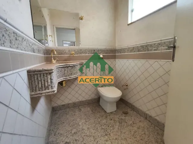 Sobrado com 250m² 3 quartos e 4 banheiros, à venda, no bairro Planalto em Araçatuba