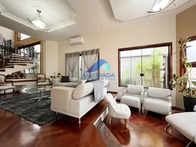 Sobrado com 636m² 4 quartos e 1 banheiro, para alugar, no bairro Jardim Aquarius em São José dos Campos