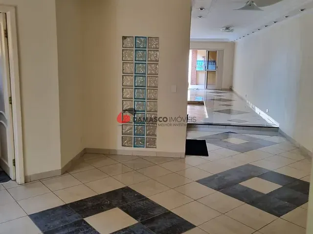 Sobrado com 288m² 4 quartos e 1 banheiro, para alugar, no bairro Parque da Vila Prudente em São Paulo