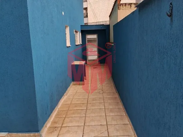 Sobrado com 250m² 4 quartos e 3 banheiros, à venda ou para alugar, no bairro Vila Santa Terezinha em São Bernardo do Campo