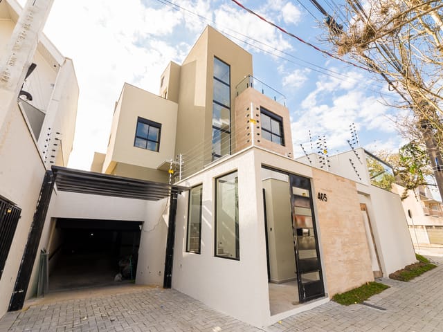 Foto do Sobrado - EXCELENTE SOBRADO ALTO PADRAO COM 03 SUITES NO GUABIROTUBA | Auze Imóveis
