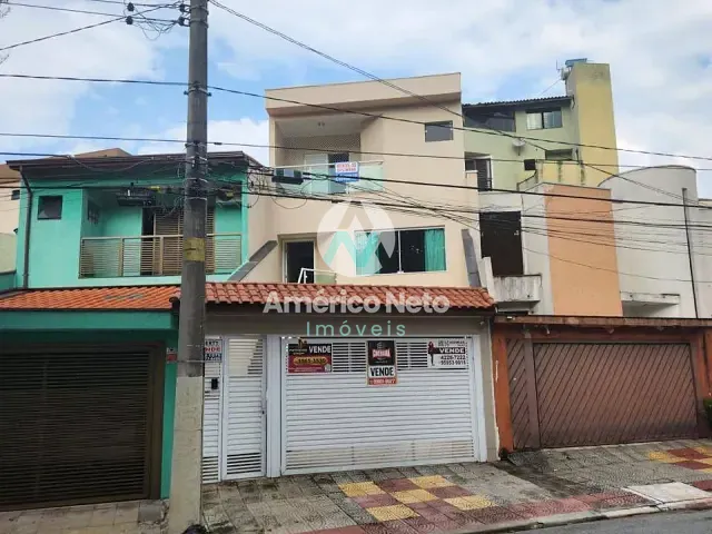 Sobrado com 125m² 3 quartos e 5 banheiros, à venda, no bairro Olímpico em São Caetano do Sul