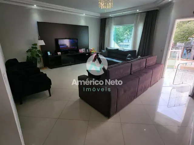 Sobrado com 125m² 3 quartos e 5 banheiros, à venda, no bairro Olímpico em São Caetano do Sul