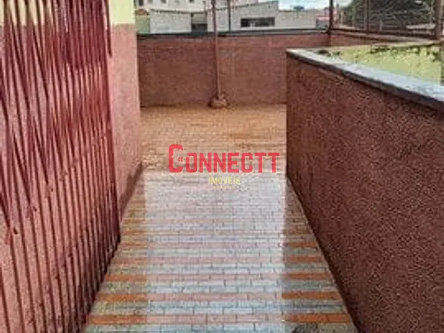 Sobrado com 144m² 3 quartos e 2 banheiros, à venda, no bairro Vila Tiberio em Ribeirão Preto