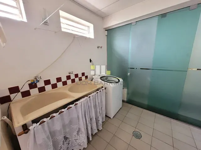 Sobrado com 250m² 3 quartos e 2 banheiros, à venda, no bairro Vila Carlota em Sumaré