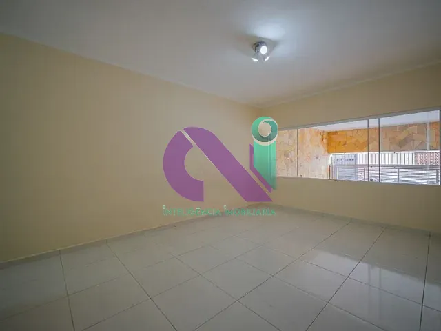Sobrado com 125m² 3 quartos e 2 banheiros, à venda, no bairro Umuarama em Osasco