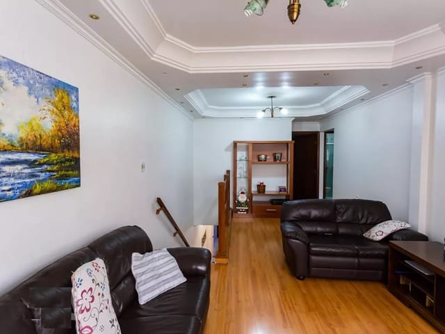 Sobrado com 125m² 5 quartos e 5 banheiros, à venda, no bairro Vila Yolanda em Osasco