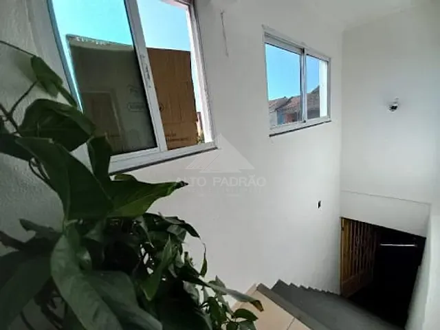 Sobrado com 324m² 2 quartos e 1 banheiro, à venda, no bairro Jardim Primavera em Mauá