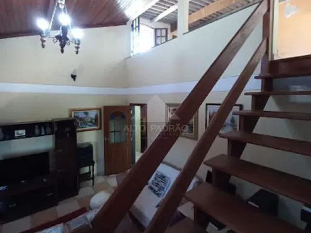 Sobrado com 324m² 2 quartos e 1 banheiro, à venda, no bairro Jardim Primavera em Mauá