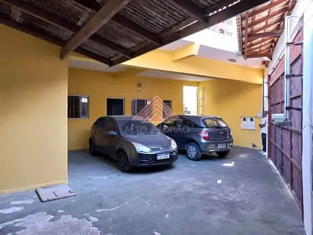 Sobrado com 324m² 2 quartos e 1 banheiro, à venda, no bairro Jardim Primavera em Mauá