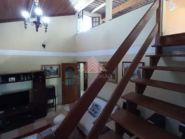 Sobrado com 324m² 2 quartos e 1 banheiro, à venda, no bairro Jardim Primavera em Mauá