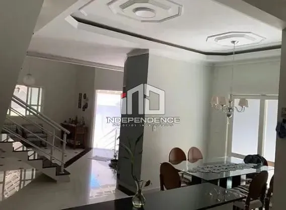 Sobrado, 3 quartos, 186 m² - Foto 1