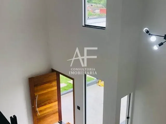 Sobrado com 150m² 3 quartos e 3 banheiros, à venda, no bairro Morada dos Nobres em Taubaté