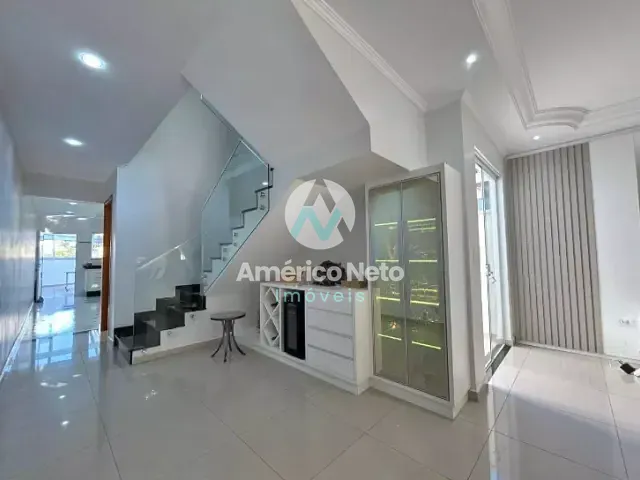 Sobrado com 358m² 3 quartos e 3 banheiros, à venda, no bairro Santa Maria em São Caetano do Sul