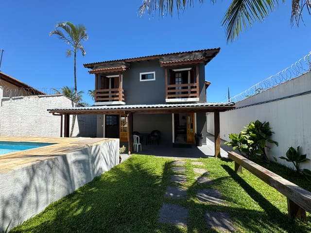 Sobrado com 480m² 4 quartos e 3 banheiros, à venda, no bairro Indaiá em Bertioga