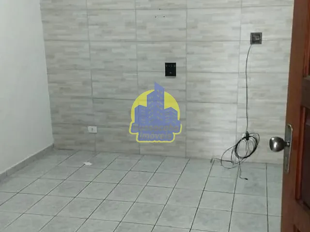 Sobrado com 180m² 3 quartos e 3 banheiros, à venda, no bairro Jardim Veloso em Osasco