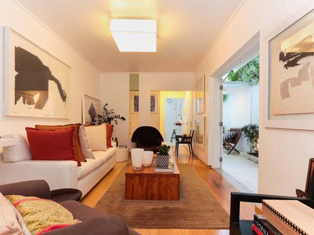 Foto do Sobrado - Sobrado para venda em Campo Belo com 2 quartos, sendo 1 suíte , 155m² | Correteria Imóveis