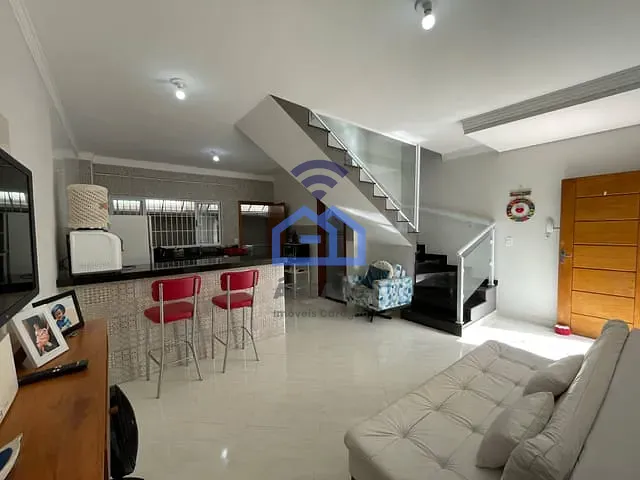 Sobrado com 191m² 2 quartos e 3 banheiros, à venda, no bairro Massaguaçu em Caraguatatuba