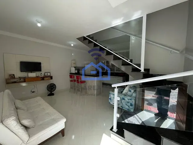 Sobrado com 191m² 2 quartos e 3 banheiros, à venda, no bairro Massaguaçu em Caraguatatuba