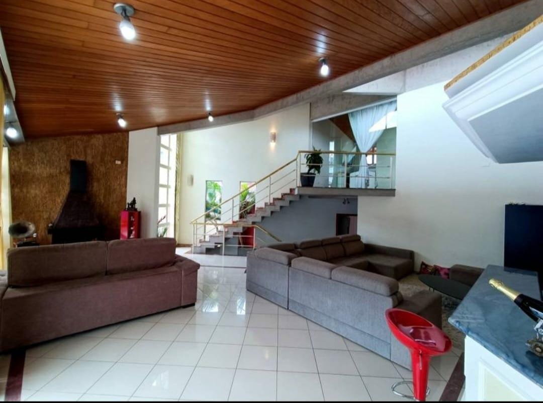Sobrado à venda 3 Quartos, 3 Suites, 349M², Jardim São Caetano, São Caetano do Sul - SP
