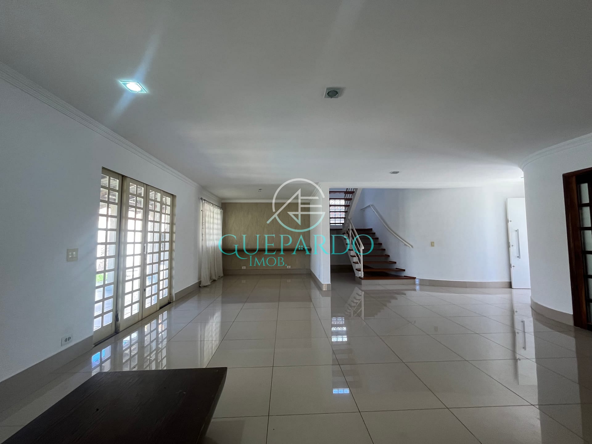 Sobrado, 3 quartos, 274 m² - Foto 3