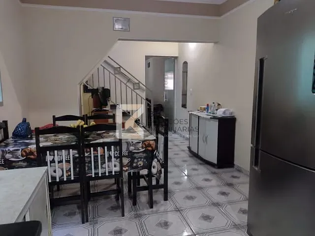 Sobrado com 125m² 4 quartos e 3 banheiros, à venda, no bairro Jardim Adriana em Indaiatuba